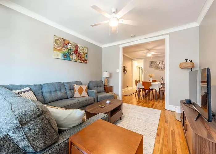Modern 2br Avondale With Free Parking Near Cta * Chicago